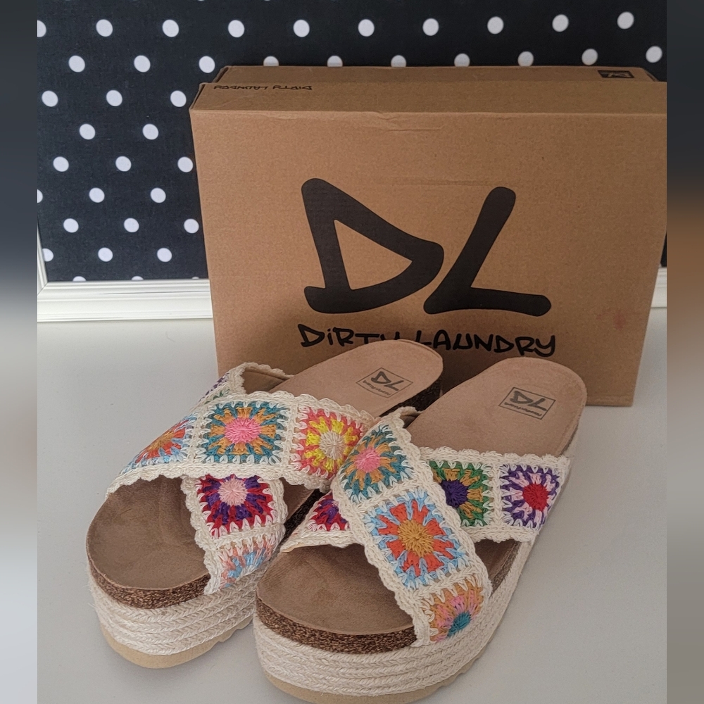 Dirty Laundry Women's Crochet Platform Sandals - Multicolor NIB SIZE 11